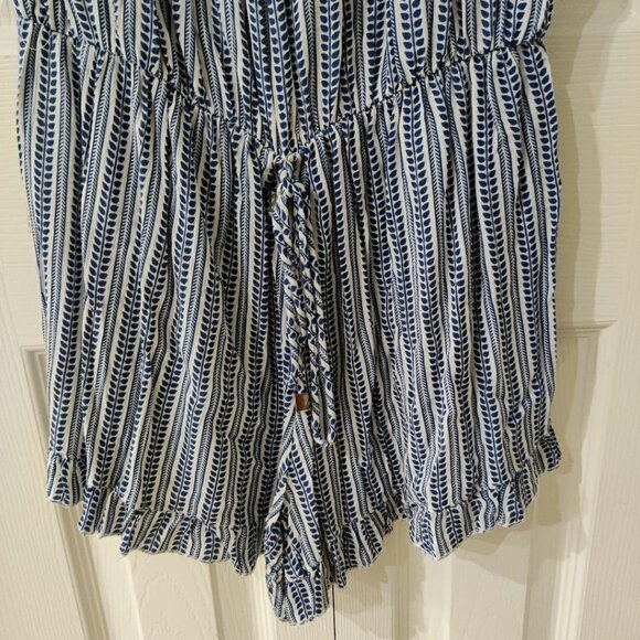 Elan Women's Blue & White Off Shoulder Short Sleeve Romper Size Medium NWT - Picture 5 of 5